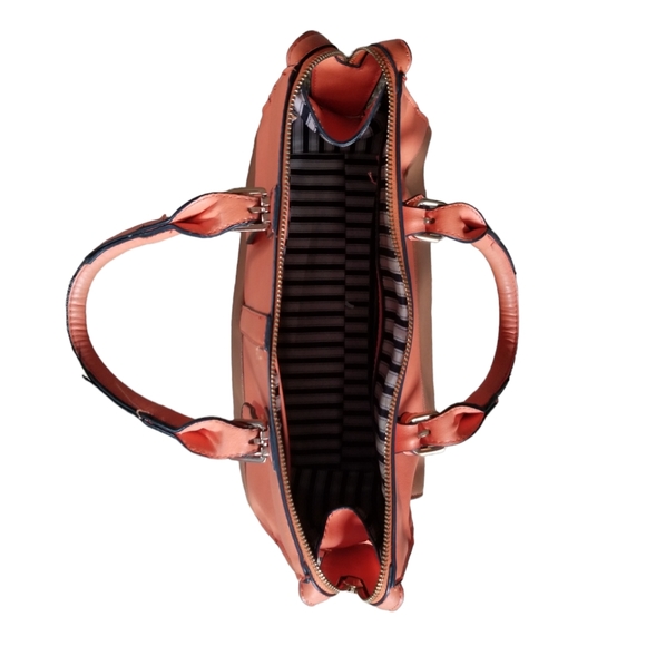 ORANGE AND BROWN FAUX LEATHER   HANDBAG. - Picture 2 of 5